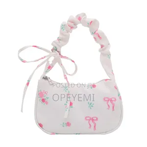 Sheng Shi Trendy White Shoulder Bag