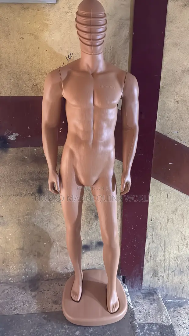 Huge Male Mannequin with Detachable Robot Head - 1
