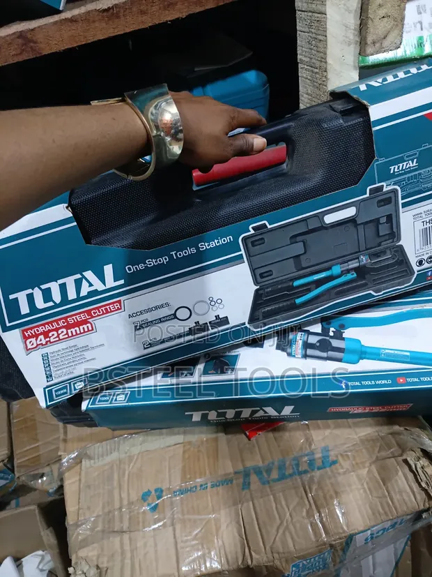 TOTAL 4-22mm Hydraulic Crimping Tool - 1