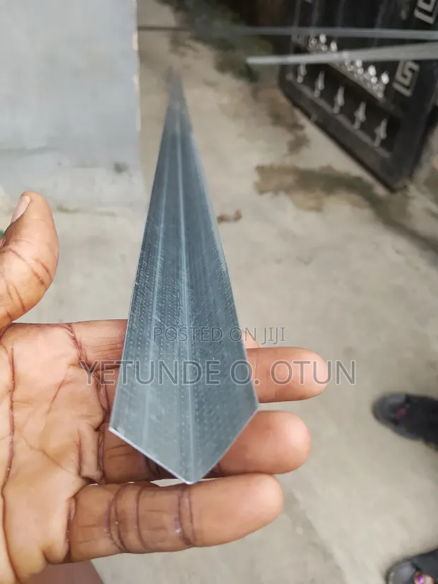 Babban Angle na Bango na Galvanized don Plasterboard - 1