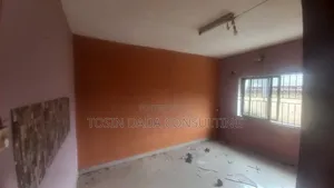 3 Bedroom Block of Flats for Rent in Ori-Okuta, Agric
