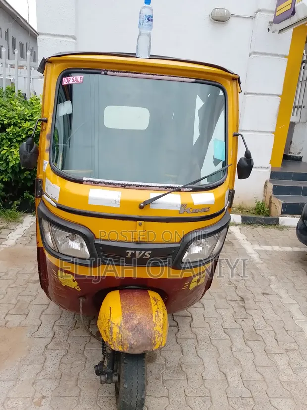 TVS Apache RTR 160 2V 2023 Yellow - 1