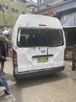 Toyota HiAce Bus 2010 - Fari - 4