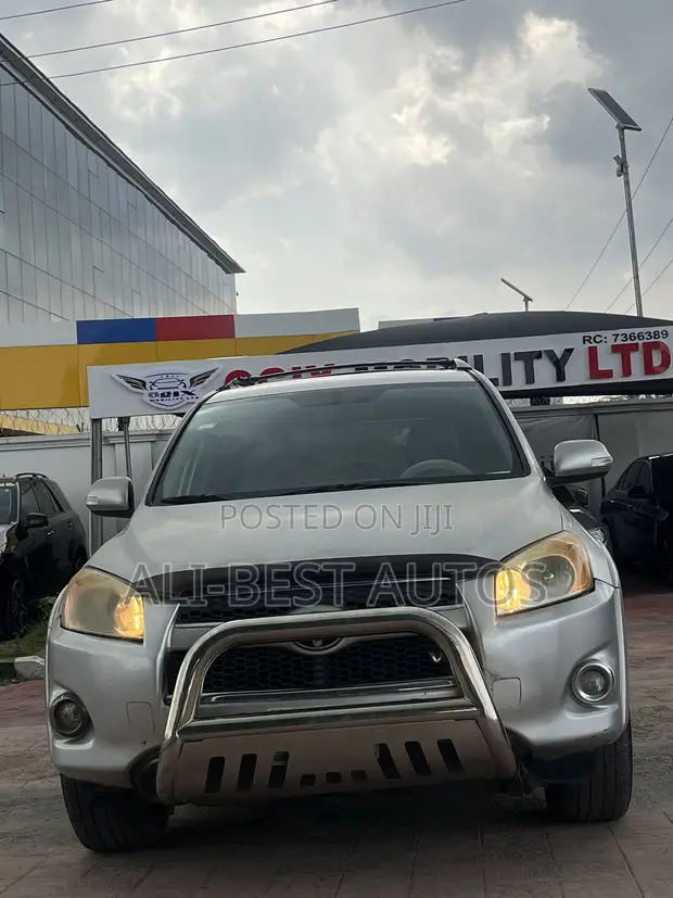 Toyota RAV4 2008 Silver - 1