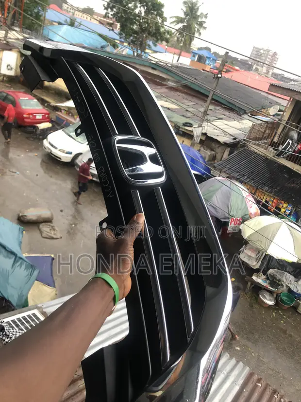 Used Honda Accord Front Grill 2013 - 1