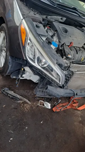 Hyundai Sonata 2015 Right Headlight