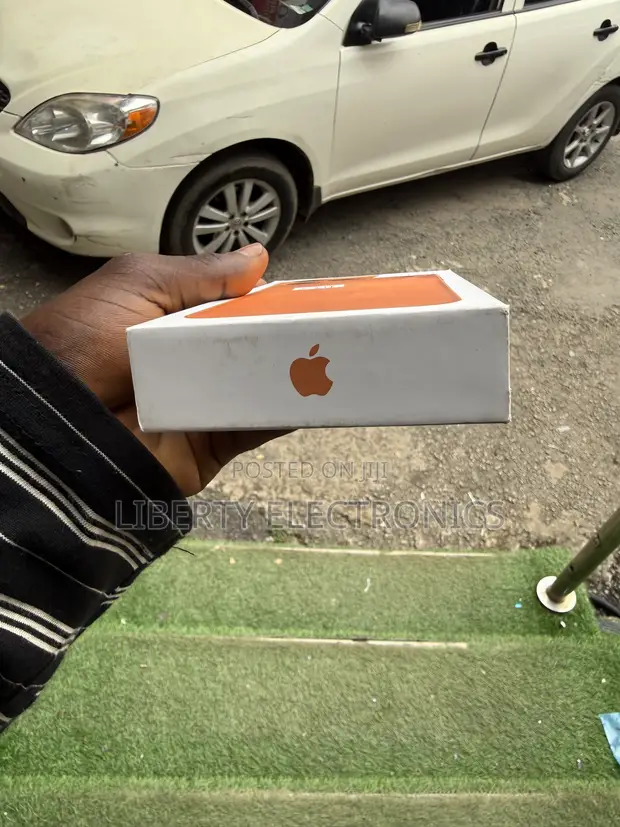 New Apple iPhone 17 Pro Max 2TB Orange - 1
