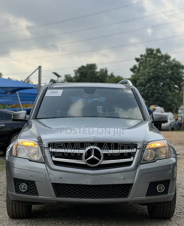 2011 Mercedes-Benz GLK-Class 350 4MATIC Gray - 1