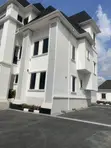 6-Bedroom Penthouse a Fapline Estate, Dakwo District - 2