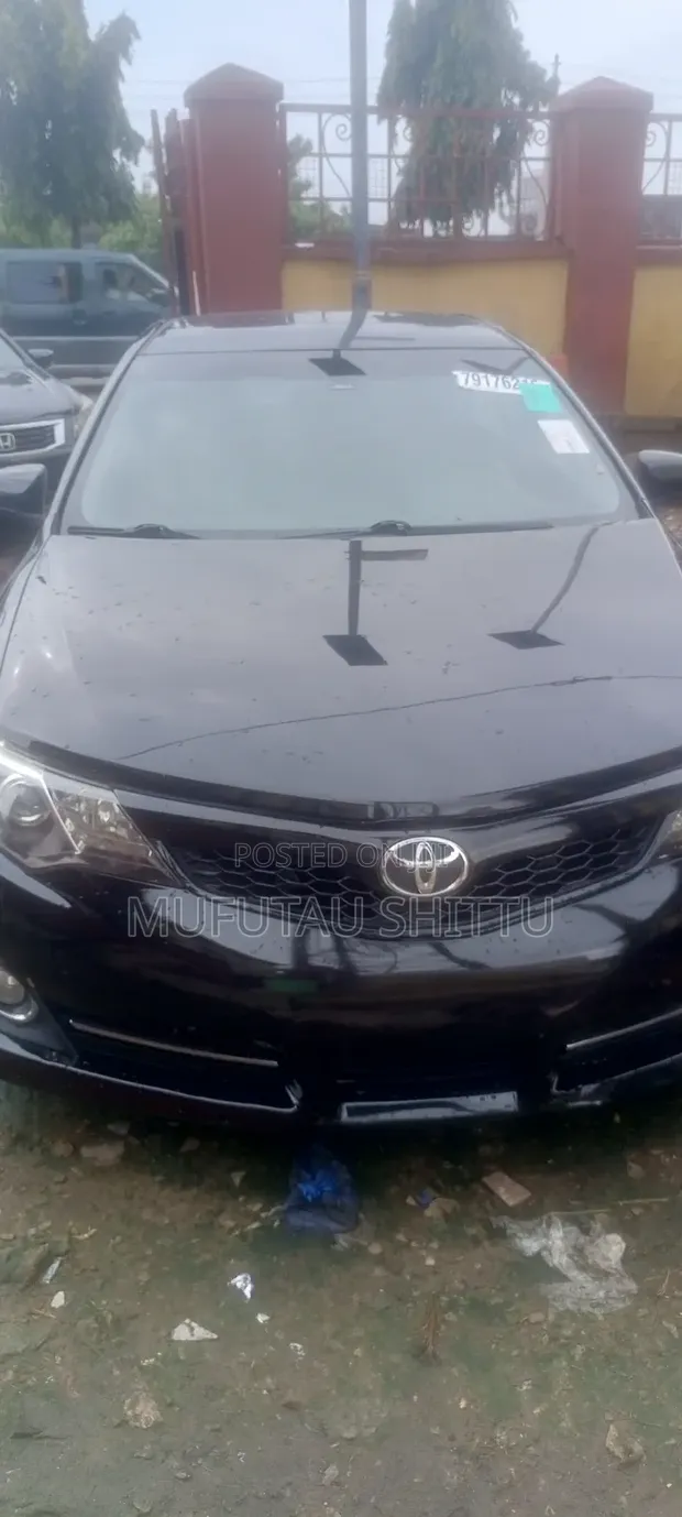 Toyota Camry 2012 Baki - 1