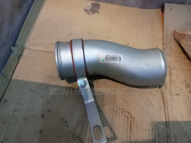Sinotruk/Howo Turbo zuwa Intercooler Intake Pipe (WG) - 1