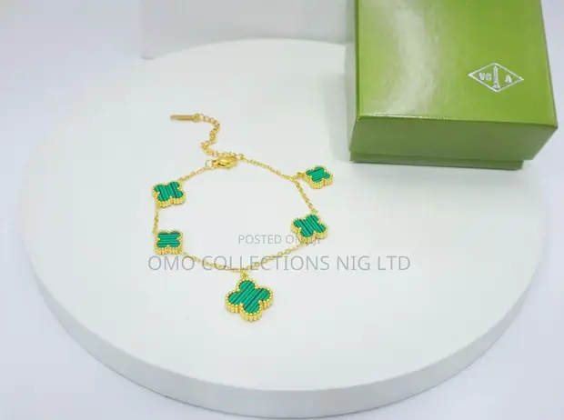 Van Cleef Inspired Women's Bracelet - Green & Red - 1