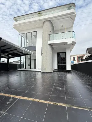 5 Bedroom Duplex with Pool for Sale in Sangotedo