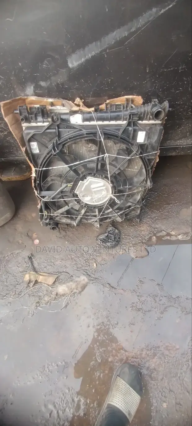 Hyundai Tucson Radiator Fan and Condenser (2022) - 1