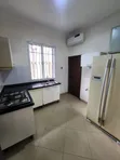 Bungalow mai dakuna 12 don siyarwa a Surulere, Lagos - 5