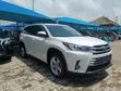 Toyota Highlander Limited 2017 Fari - 2
