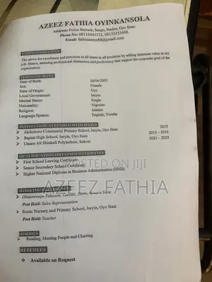 Hotel Waitress CV - Female, 24, Business Admin HND
