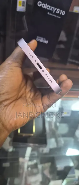 Apple iPhone 13 128GB Pink