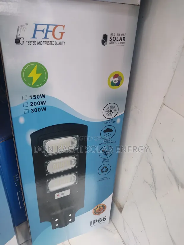 YHDC 400W LED Solar Street Light - 1
