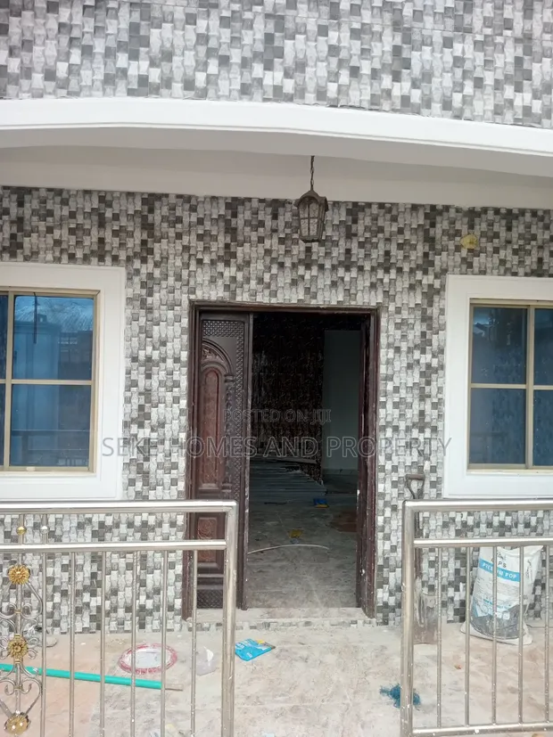 2 Bedroom Bungalow a Hayar a Unity Estate, Aiyeteju - 1