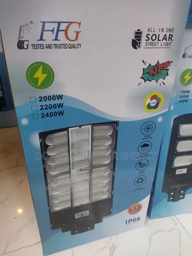 WinCo 2400W Solar Street Light (Brand New) - 1