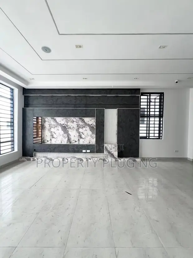 4 Bedroom Fully Detached Duplex a Orchid, Lekki don siyarwa - 1