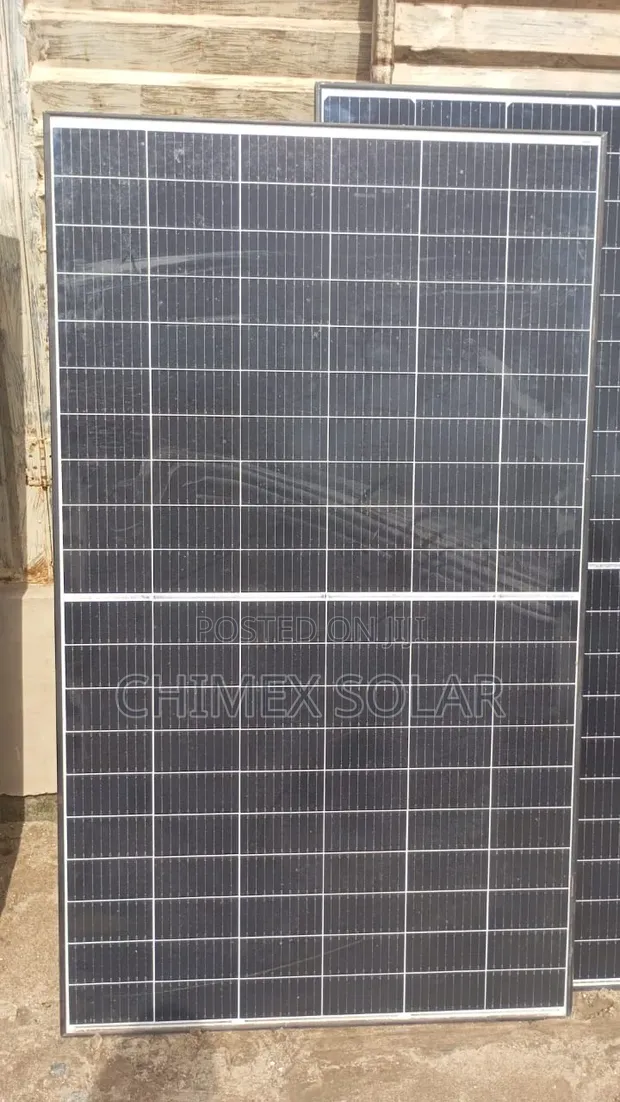 REC 320W Half Cut Solar Panels (Used) - 1