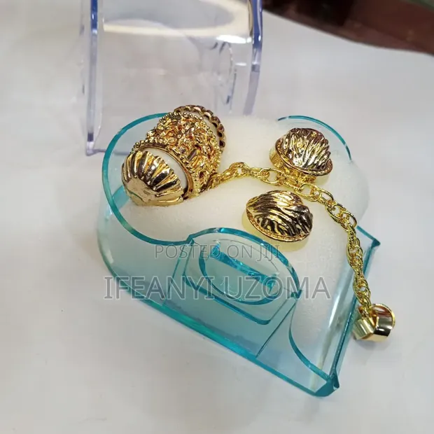 Luxury Designer Stud Native Button - 1