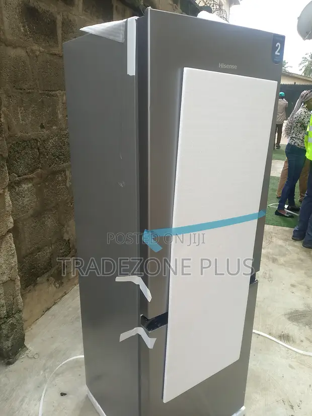 Hisense Firij mai Fadi 225L - 1