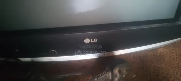 LG Talabijin Mai Girman 12-inch (An Riga An Yi Amfani Da Shi) - 1