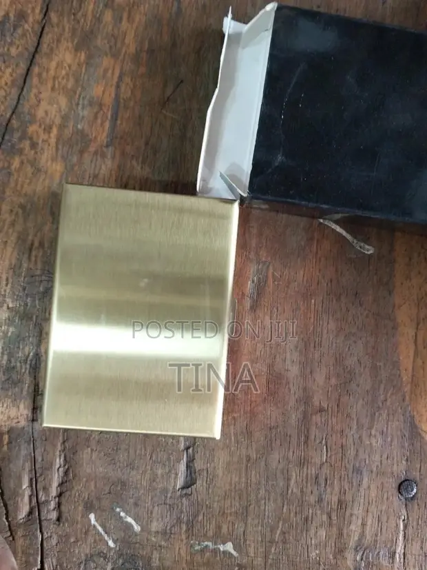 Card Holder Na Zinare - 1