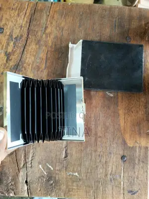 Card Holder Na Zinare