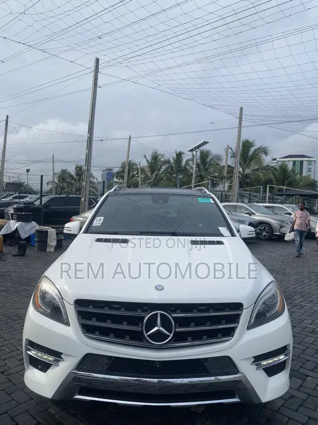 Mercedes-Benz ML400 4MATIC SUV 2015 - 1