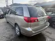 Toyota Sienna XLE AWD 2006 Gold - 2