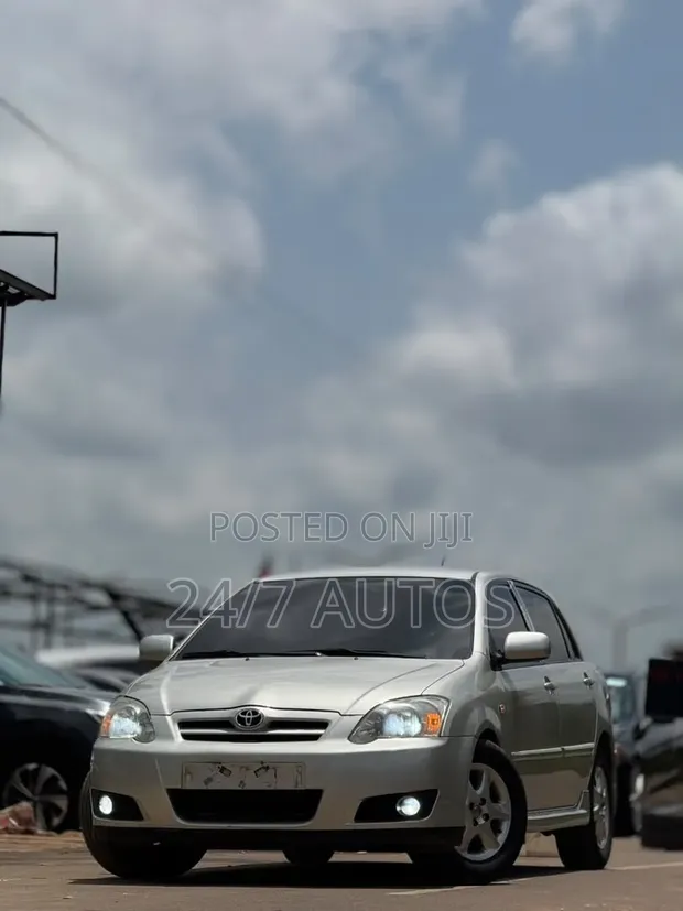 2005 Toyota Corolla - Foreign Used - 1