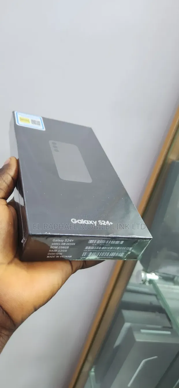 New Samsung Galaxy S24+ 256GB Gray - 1