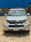 Toyota RAV4 2010 Silver - 1