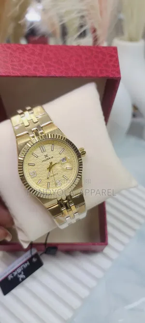 Quality Gold Chain Wristwatch