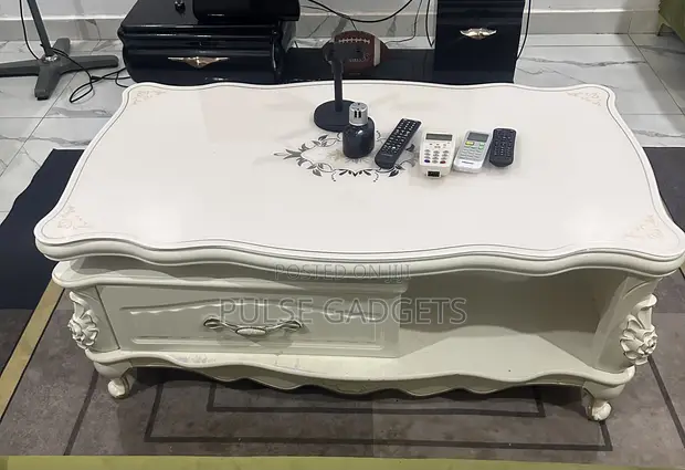 Royal Center Table - Elegant & Stylish Living Room Table - 1