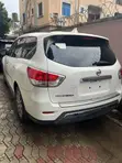 Nissan Pathfinder 2013 Fari - 1