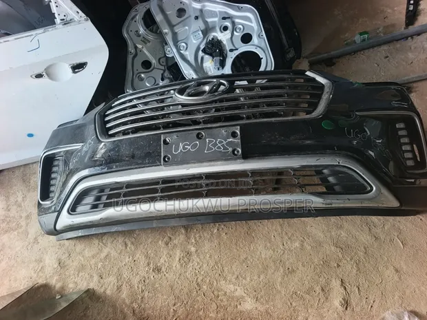 Complete Front Bumper for Hyundai Grand Santa Fe 2018 - 1
