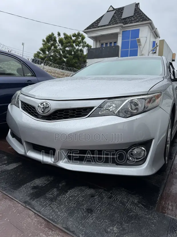 2012 Toyota Camry SE Limited Edition Sedan - 1