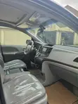 Toyota Sienna XLE AWD 7-Fitar 2013 Shuɗi - 2
