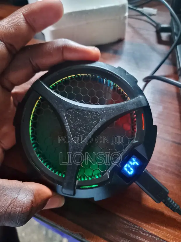 Rechargeable Phone Cooler with Magnetic Plate - 1