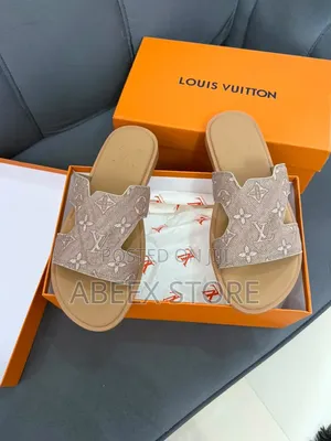 Slippers masu Kyau na Louis Vuitton