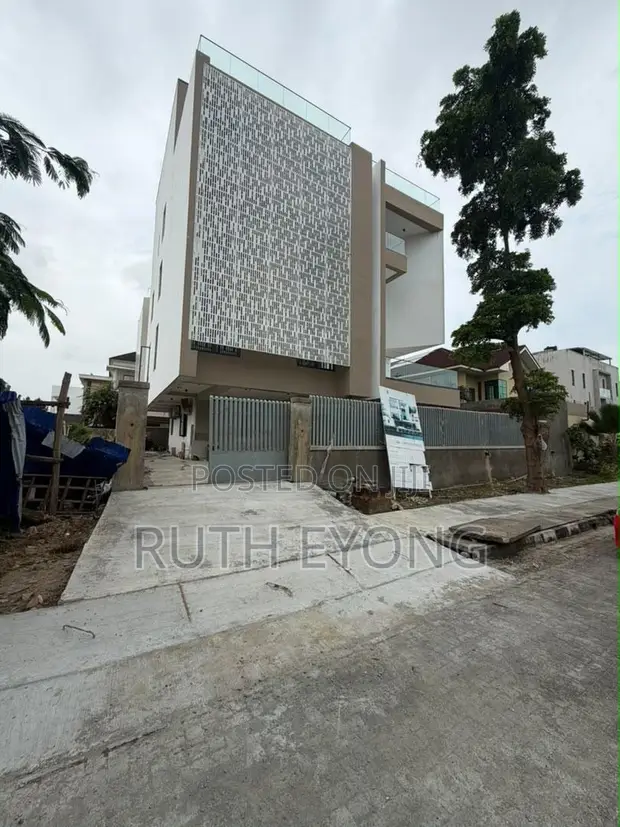 5-Bedroom Luxury Duplex for Sale, Banana Island Ikoyi - 1