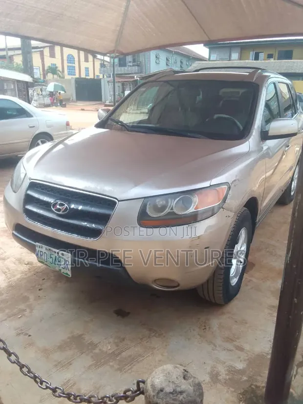 Hyundai Santa Fe 2.7 GLS 2007 SUV - Wadda Aka Yi a Najeriya - 1