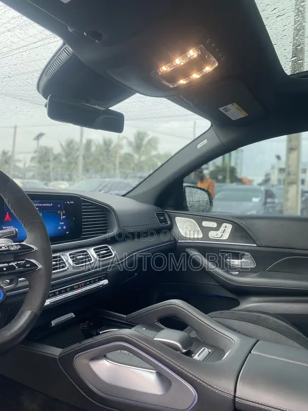 Mercedes-Benz GLE-Class AMG GLE 53 4MATIC 2024 White - 1