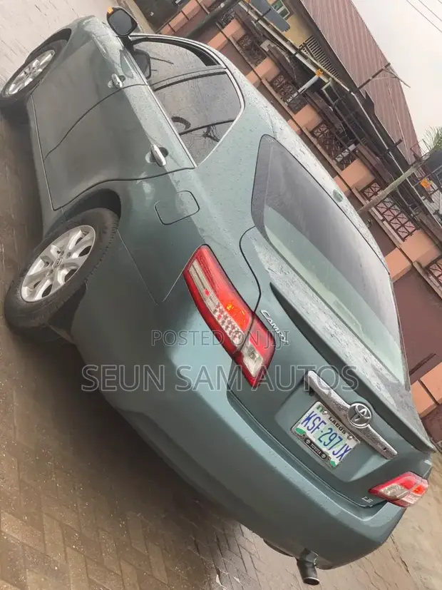 Toyota Camry LE 2010 Kore - 1