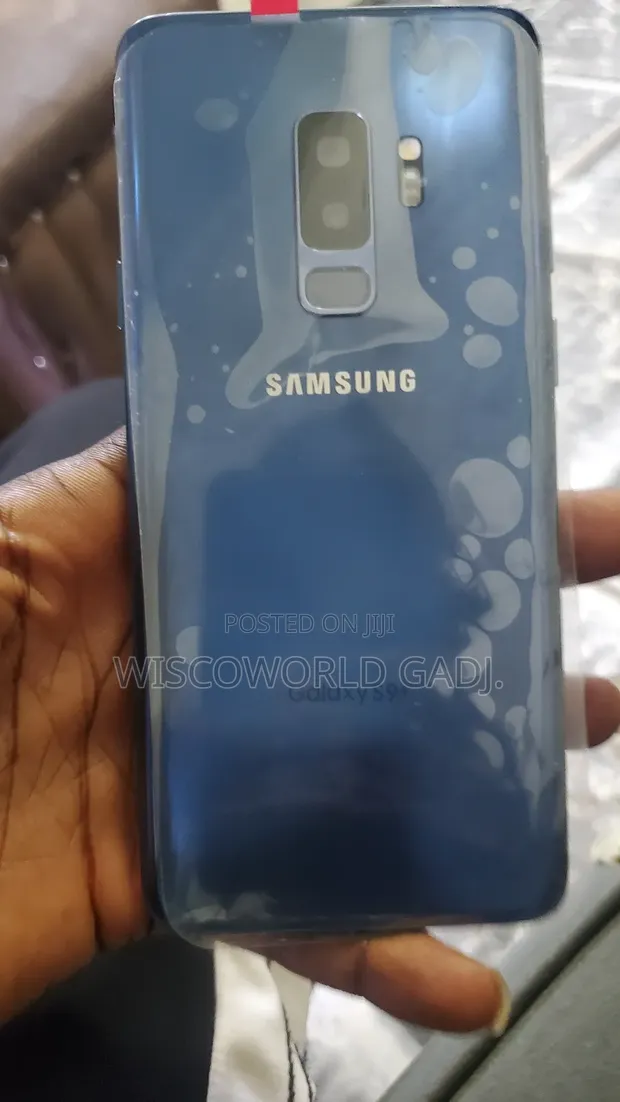 Samsung Galaxy S9 Plus 64GB Blue - 1